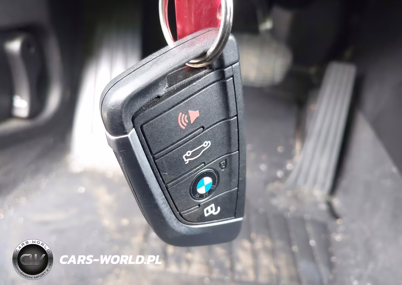 2020 BMW X1 xDrive28I VIN:WBXJG9C08L5P60820 - 11