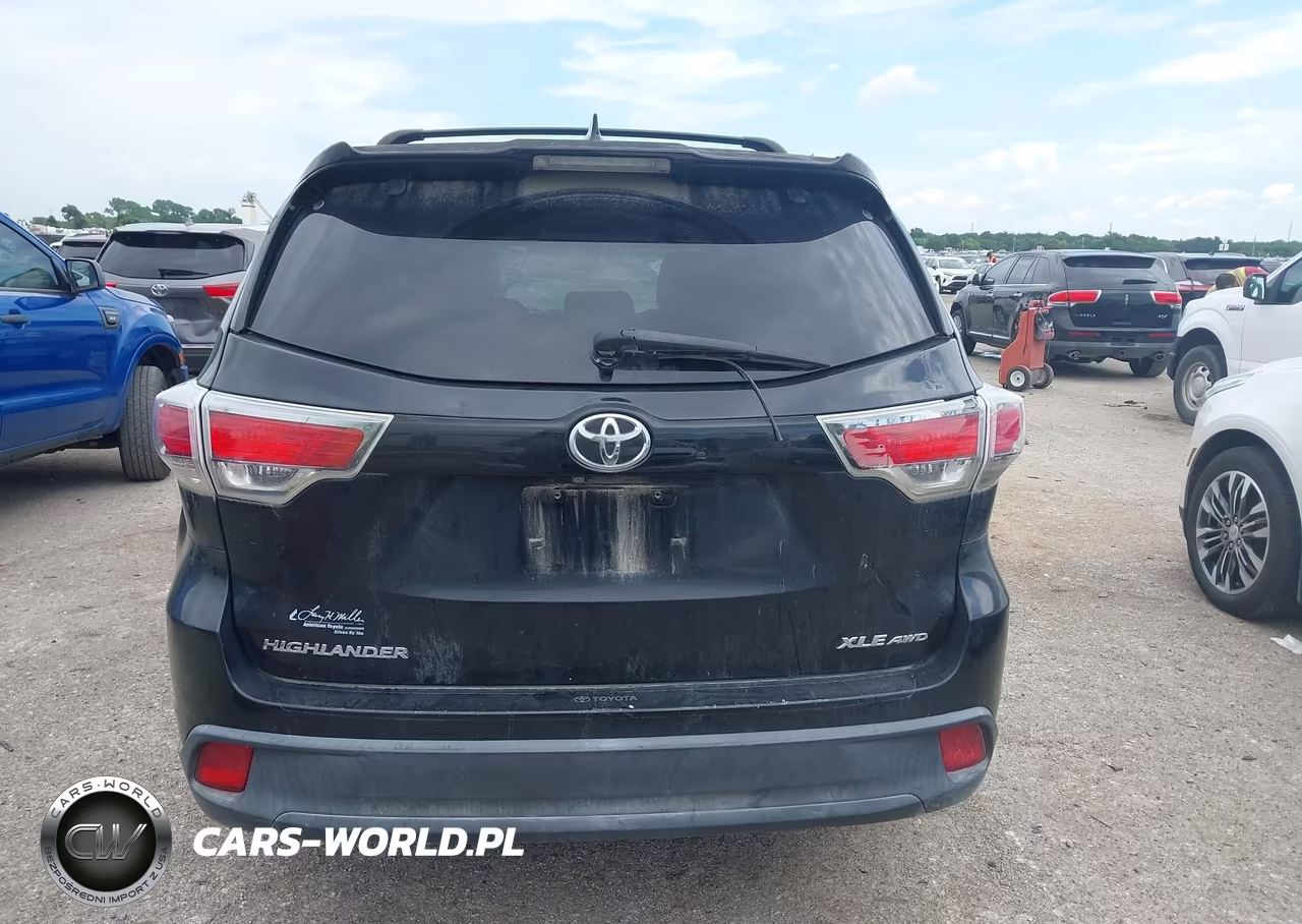 2015 Toyota Highlander Xle V6 VIN:5TDJKRFH7FS107407 - 16