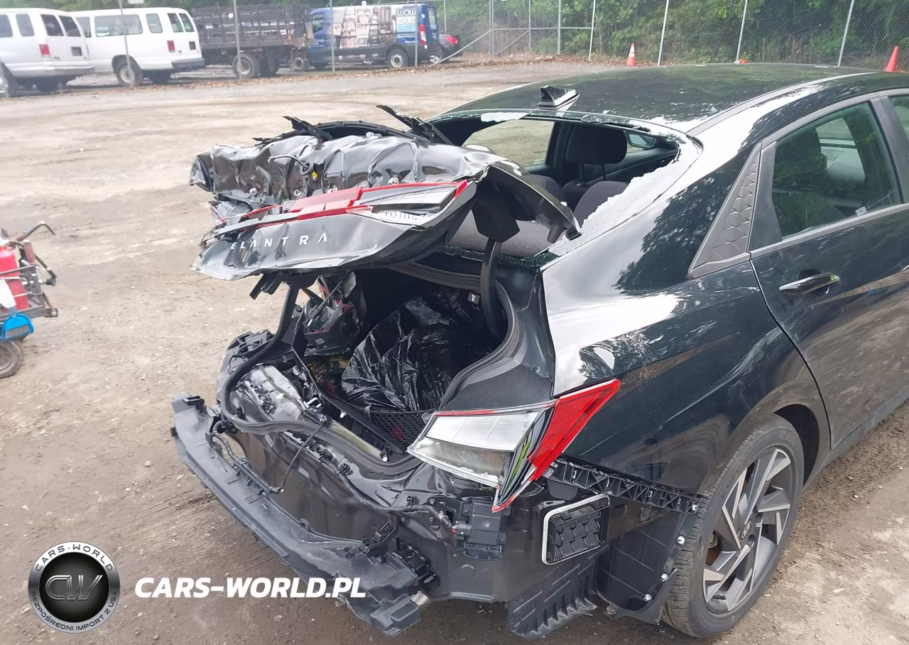2025 Hyundai Elantra Sel Sport VIN:KMHLM4DG8SU998566 - 19