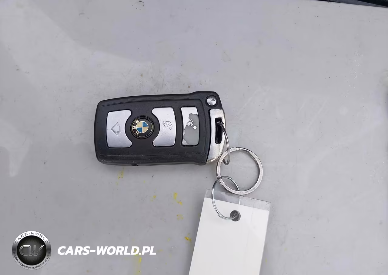 2006 BMW 750Li VIN:WBAHN83556DT60597 - 11