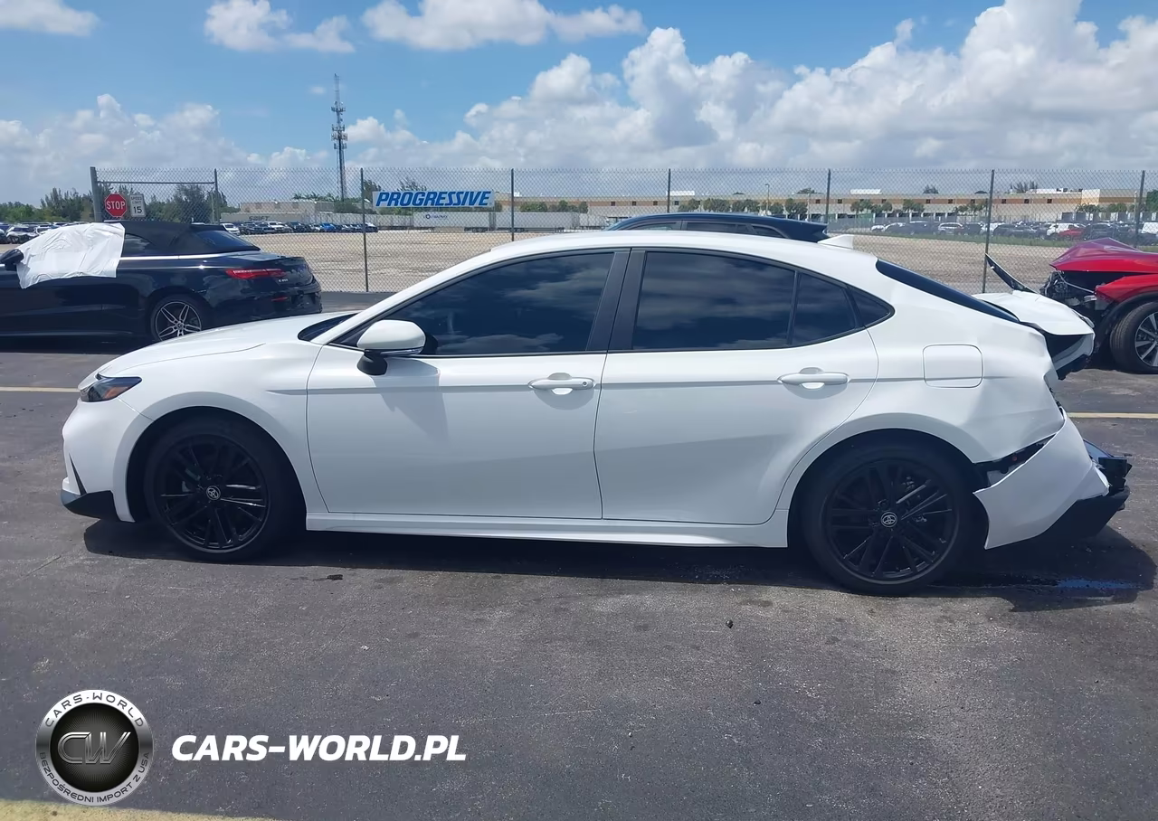 2025 Toyota Camry Se VIN:4T1DAACK0SU208632 - 14