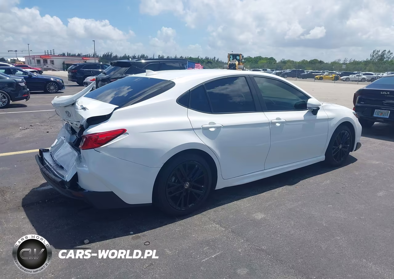2025 Toyota Camry Se VIN:4T1DAACK0SU208632 - 4