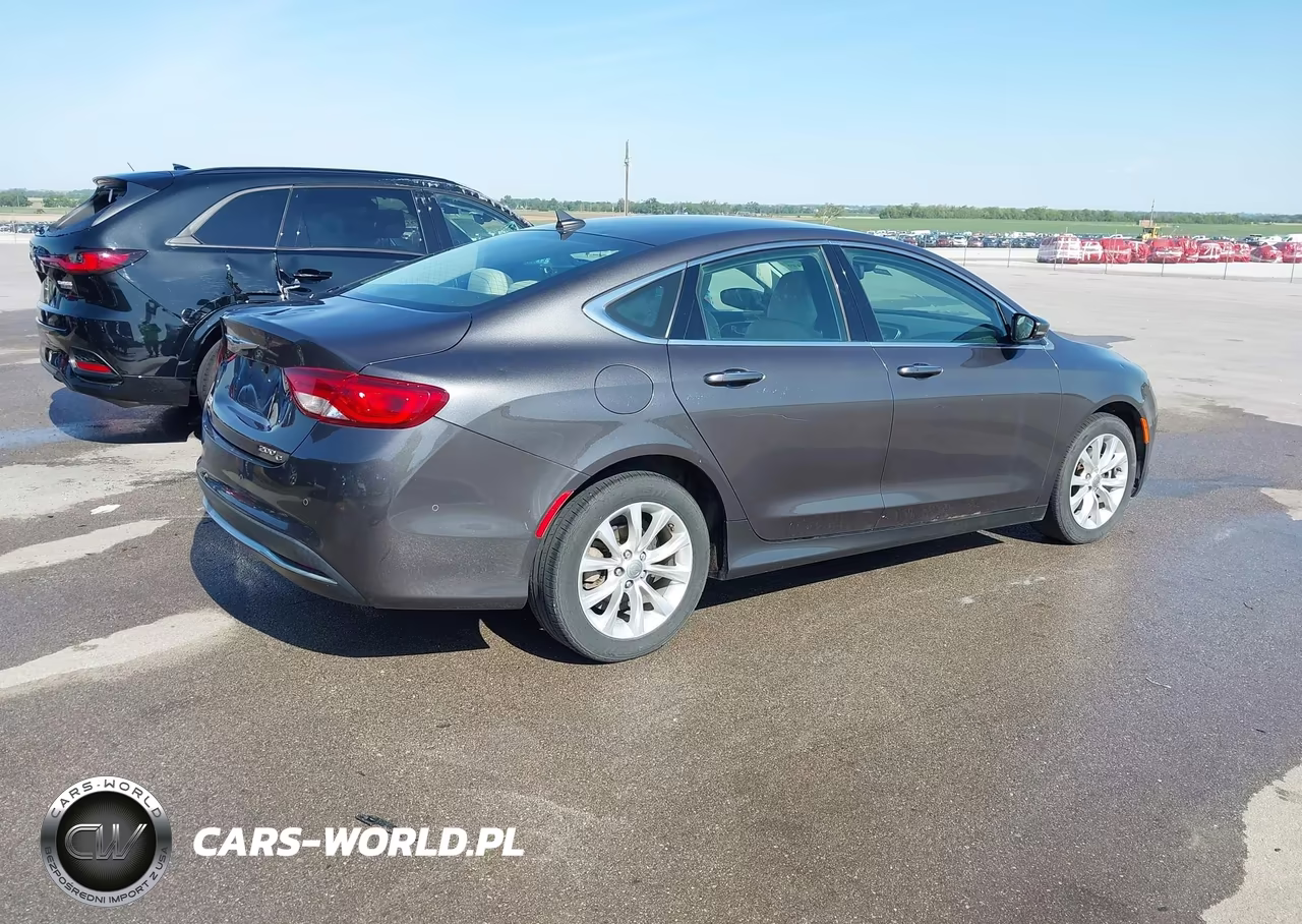 2015 Chrysler 200 C VIN:1C3CCCCB4FN732487 - 4