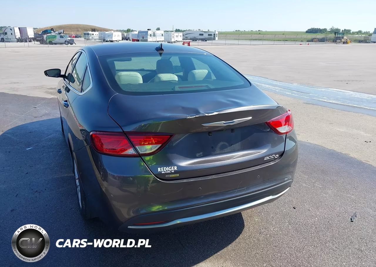 2015 Chrysler 200 C VIN:1C3CCCCB4FN732487 - 6