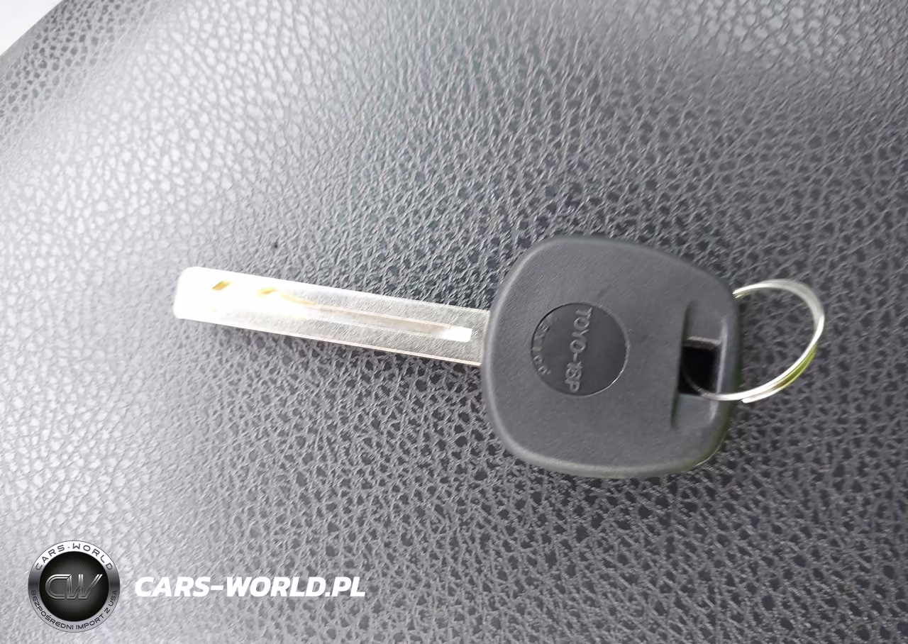 2018 Toyota Camry Se VIN:4T1B11HK9JU669052 - 11