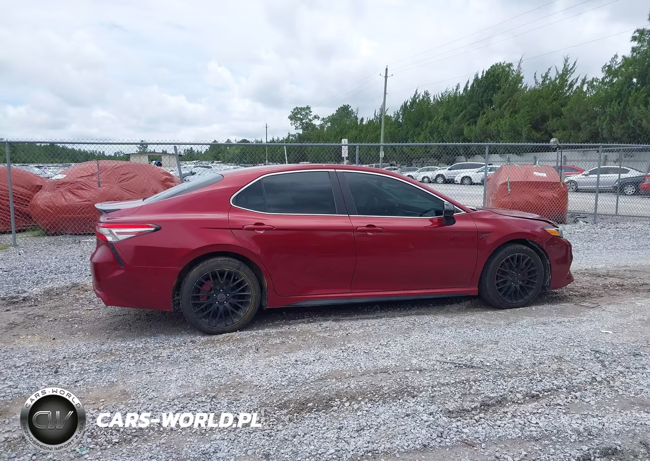 2018 Toyota Camry Se VIN:4T1B11HK9JU669052 - 13