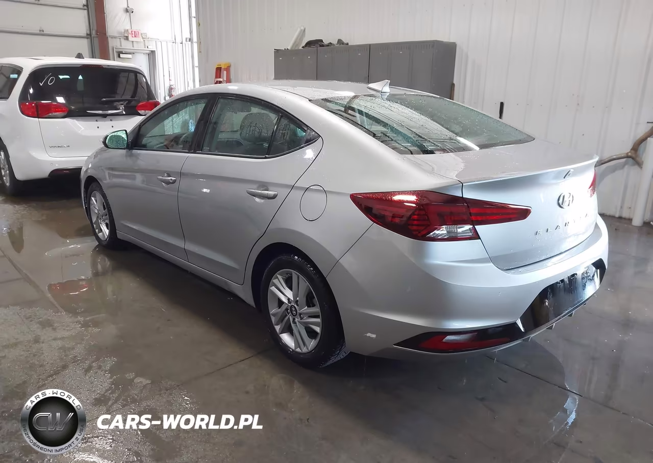 2020 Hyundai Elantra Sel VIN:5NPD84LF5LH602689 - 3