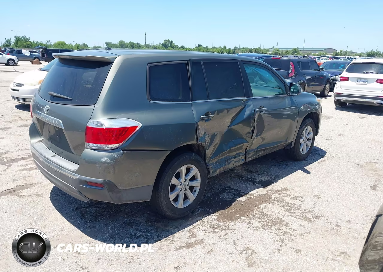 2011 Toyota Highlander VIN:5TDZA3EH8BS013860 - 4