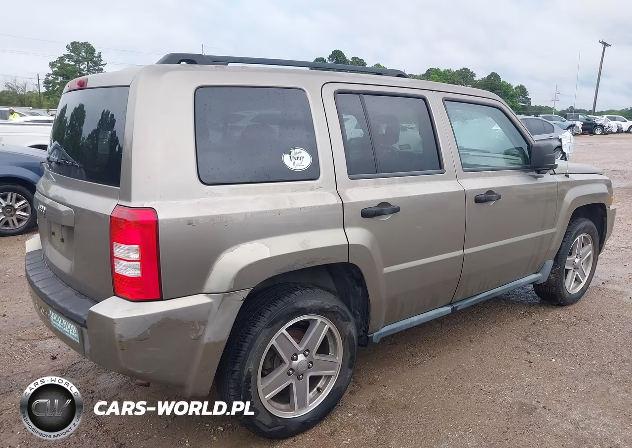 2007 Jeep Patriot Sport VIN:1J8FF28W27D354773 - 4