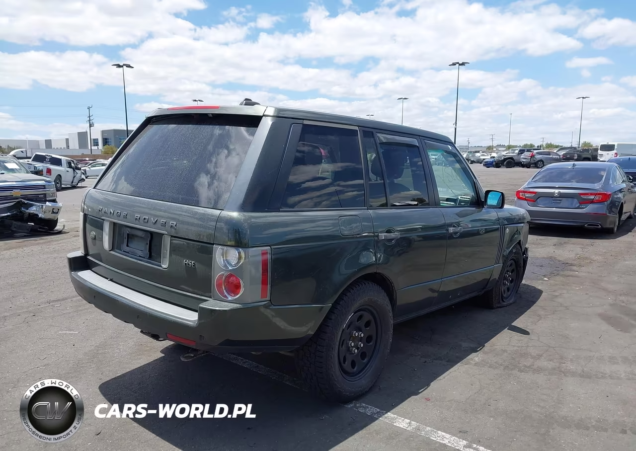 2008 Land Rover Range Rover Hse VIN:SALME154X8A263907 - 4