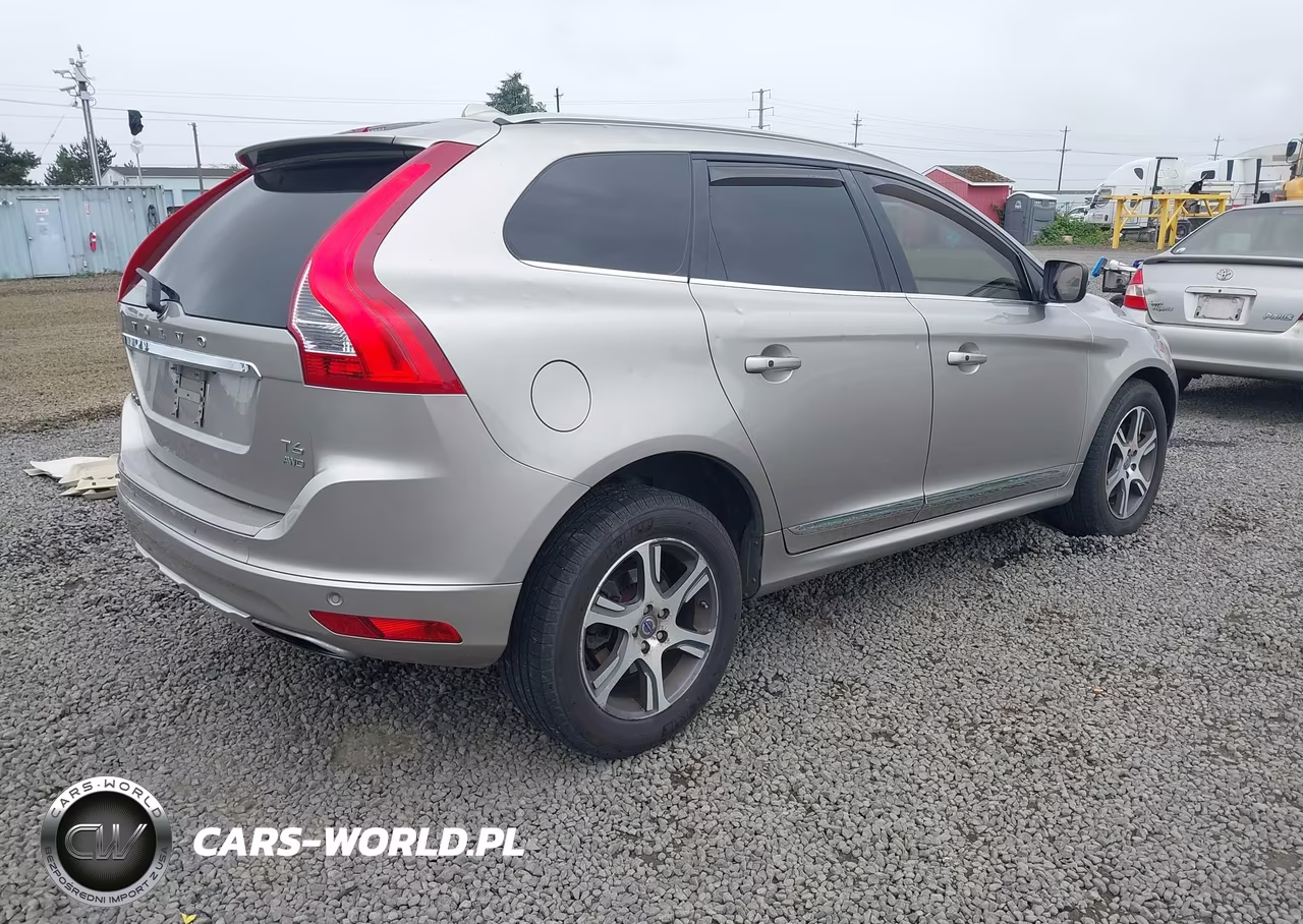 2015 Volvo Xc60 T6 VIN:YV4902RK9F2651662 - 4
