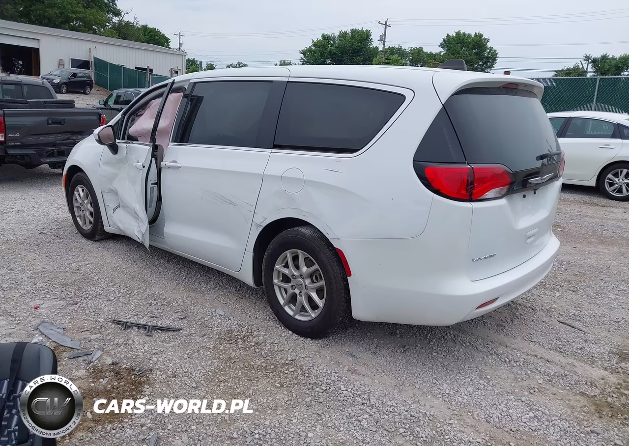 2023 Chrysler Voyager Lx VIN:2C4RC1CG7PR606702 - 3