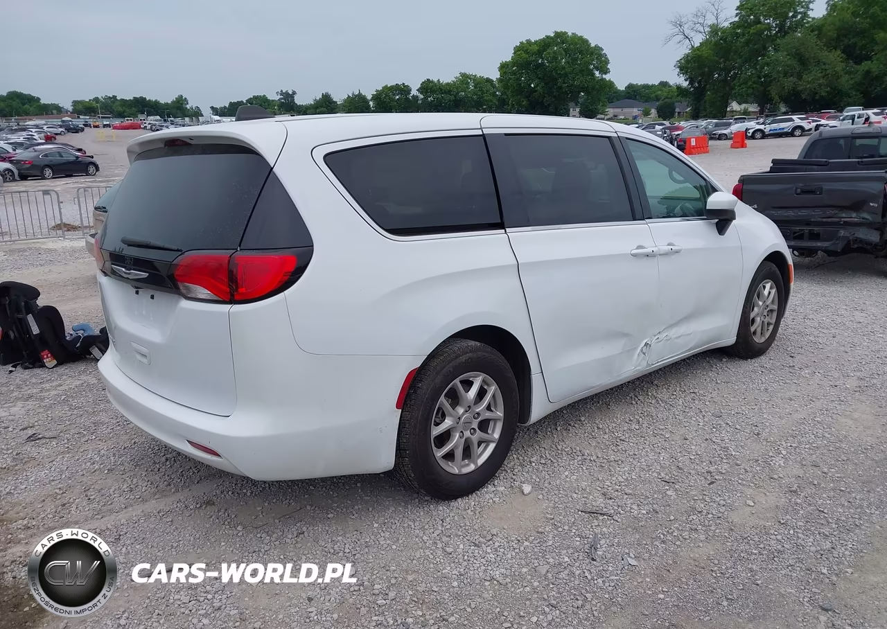 2023 Chrysler Voyager Lx VIN:2C4RC1CG7PR606702 - 4