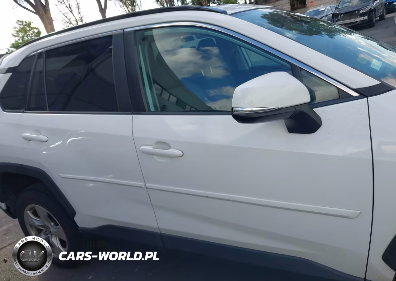 2019 Toyota Rav4 Xle VIN:2T3W1RFV4KW047738 - 14