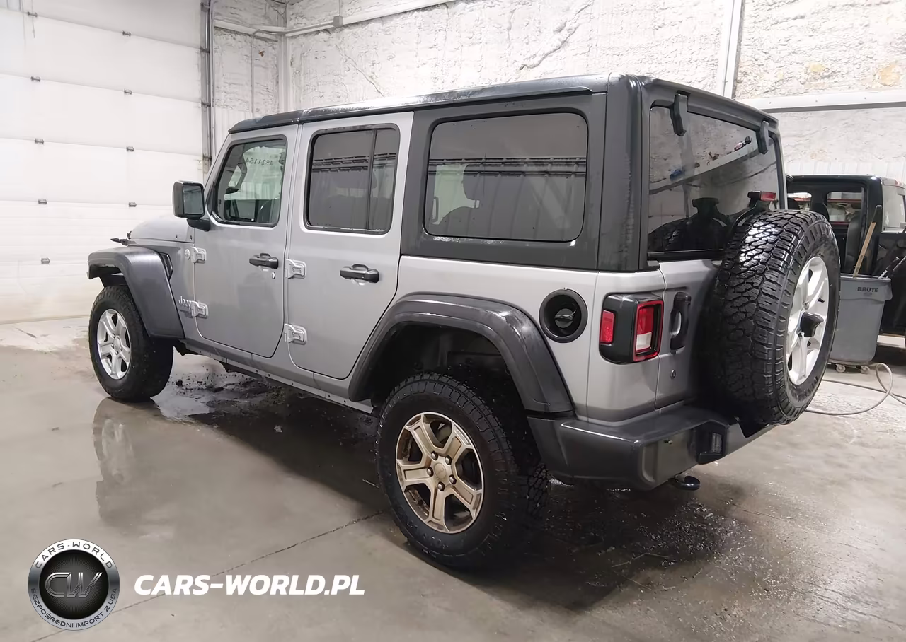 2019 Jeep Wrangler Unlimited Sport S 4X4 VIN:1C4HJXDN9KW637886 - 3
