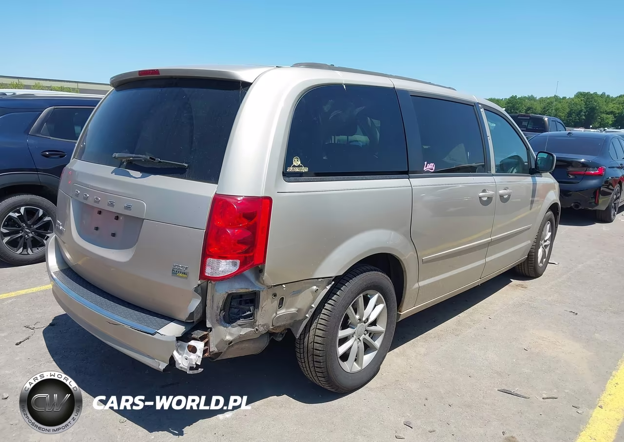 2014 Dodge Grand Caravan Sxt-Sxt 30Th Anniversary VIN:2C4RDGCG7ER347433 - 4