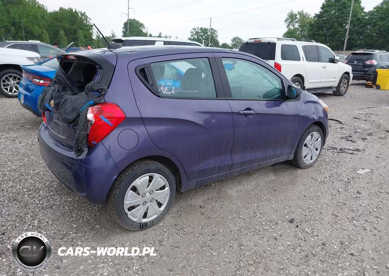 2017 Chevrolet Spark Ls Cvt VIN:KL8CB6SA6HC785787 - 4