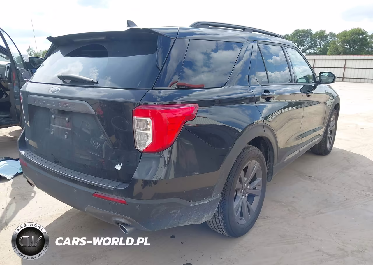2024 Ford Explorer Xlt VIN:1FMSK7DH2RGA72720 - 4
