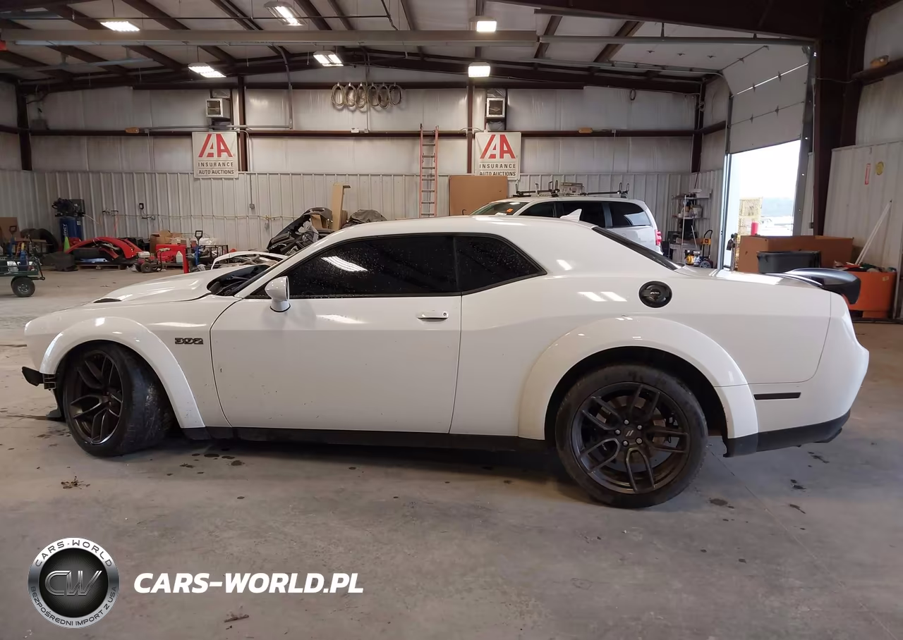2022 Dodge Challenger R-T Scat Pack Widebody VIN:2C3CDZFJ0NH117283 - 14