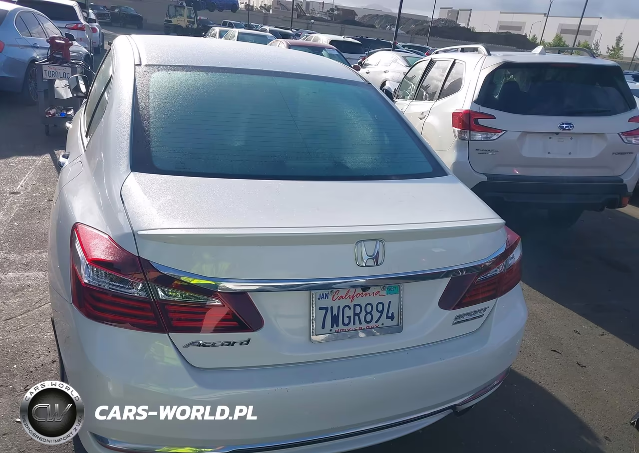 2017 Honda Accord Sport Se VIN:1HGCR2F14HA135214 - 17