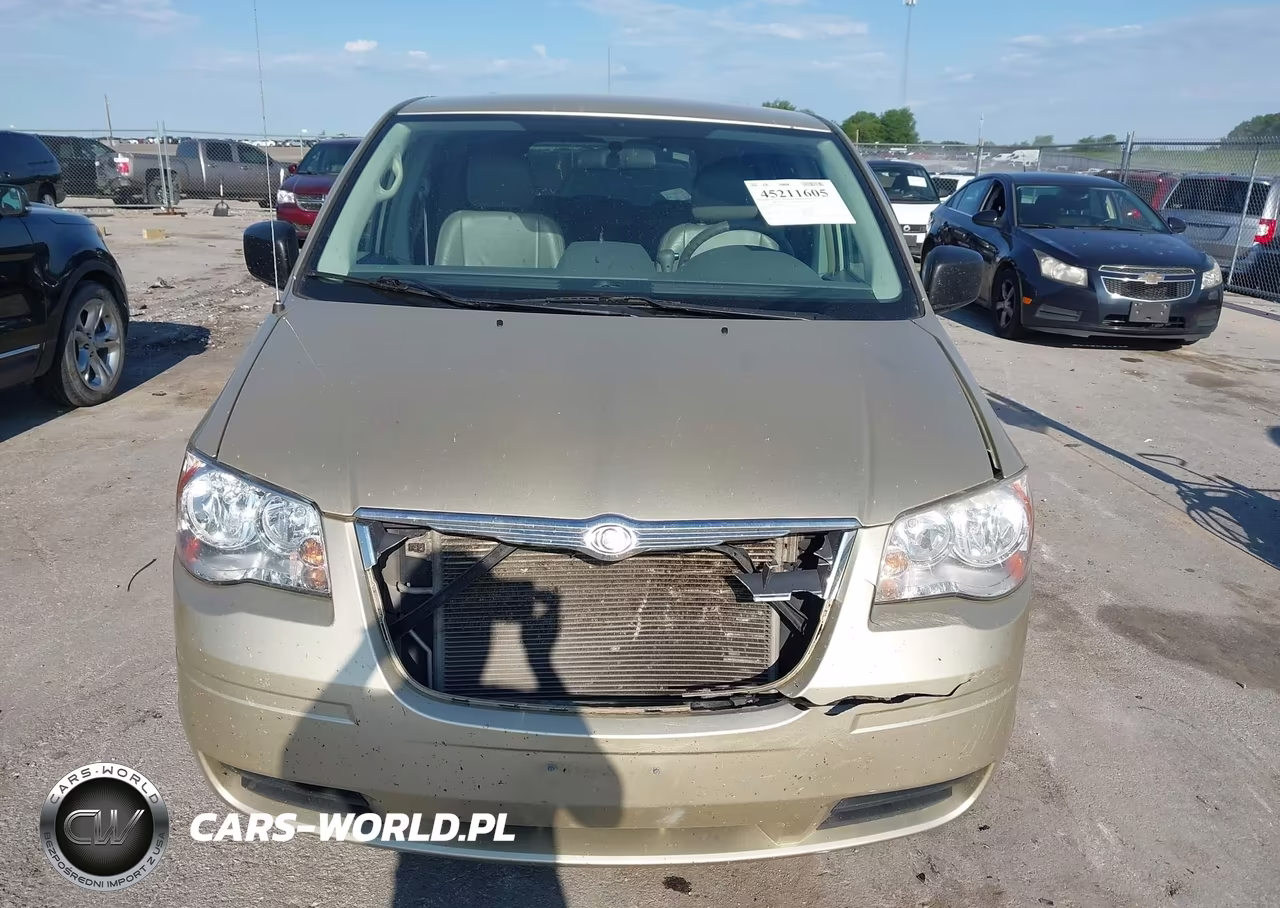 2010 Chrysler Town & Country New Lx VIN:2A4RR2D16AR405051 - 13