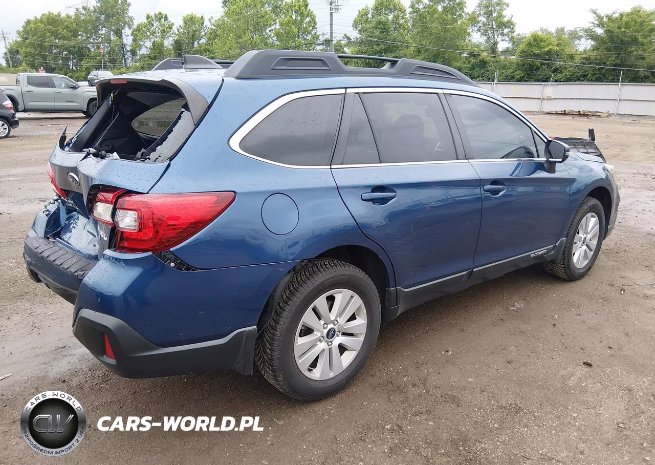 2019 Subaru Outback 2.5I Premium VIN:4S4BSAHC9K3202937 - 4