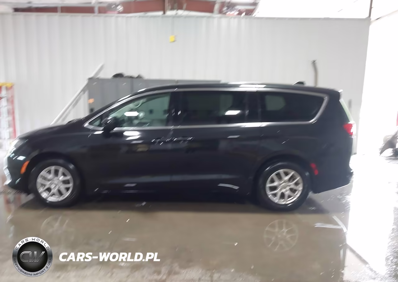 2020 Chrysler Voyager Lx VIN:2C4RC1CG3LR195616 - 19