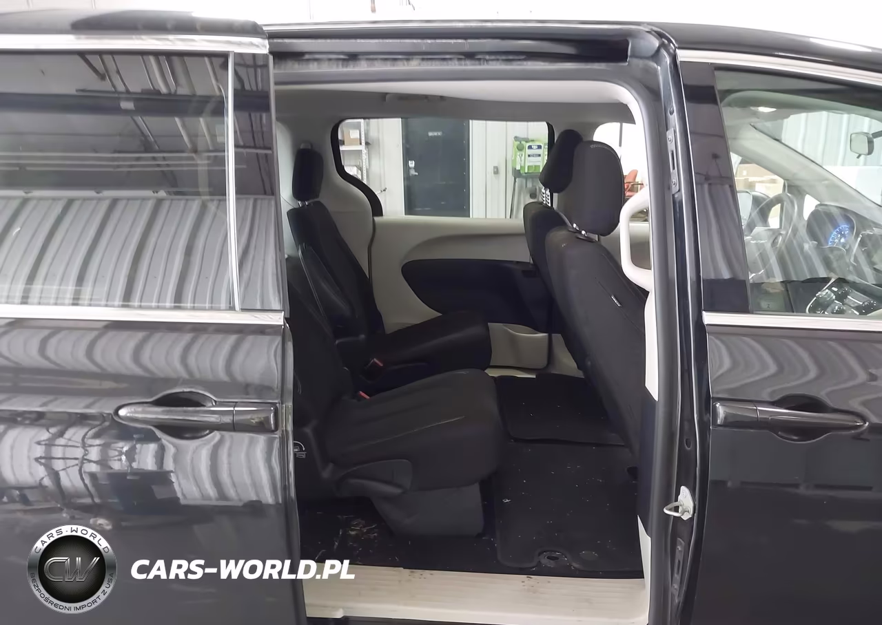 2020 Chrysler Voyager Lx VIN:2C4RC1CG3LR195616 - 8