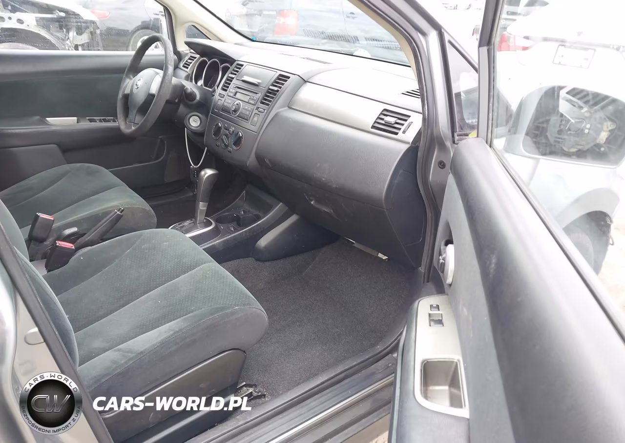 2011 Nissan Versa 1.8S VIN:3N1BC1CP5BL484805 - 5