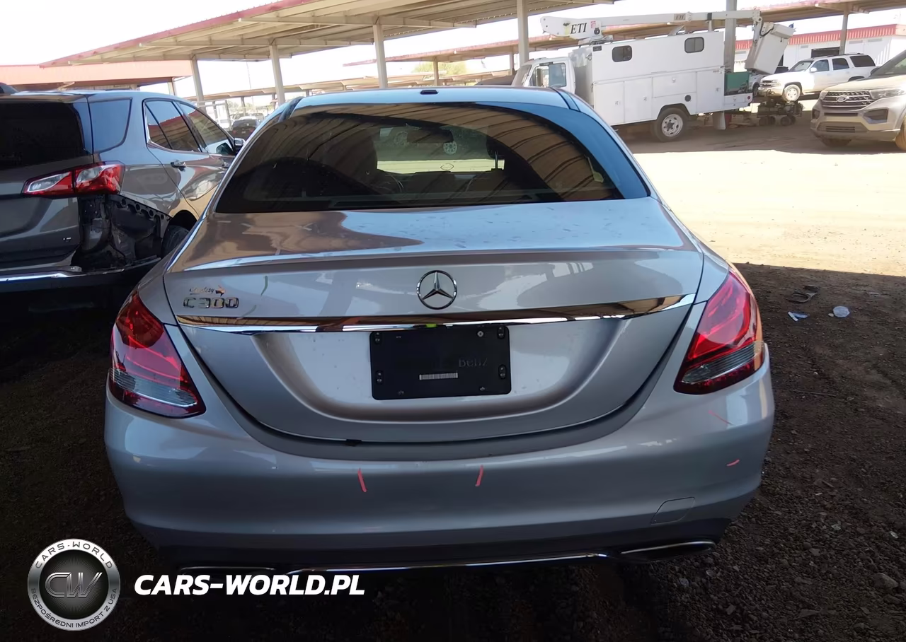 2017 Mercedes-Benz C 300 VIN:55SWF4JB0HU217219 - 17