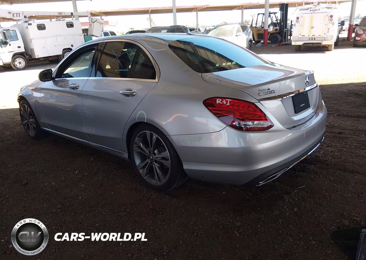 2017 Mercedes-Benz C 300 VIN:55SWF4JB0HU217219 - 3
