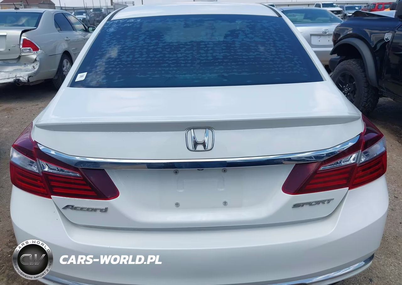 2017 Honda Accord Sport VIN:1HGCR2F55HA297646 - 17