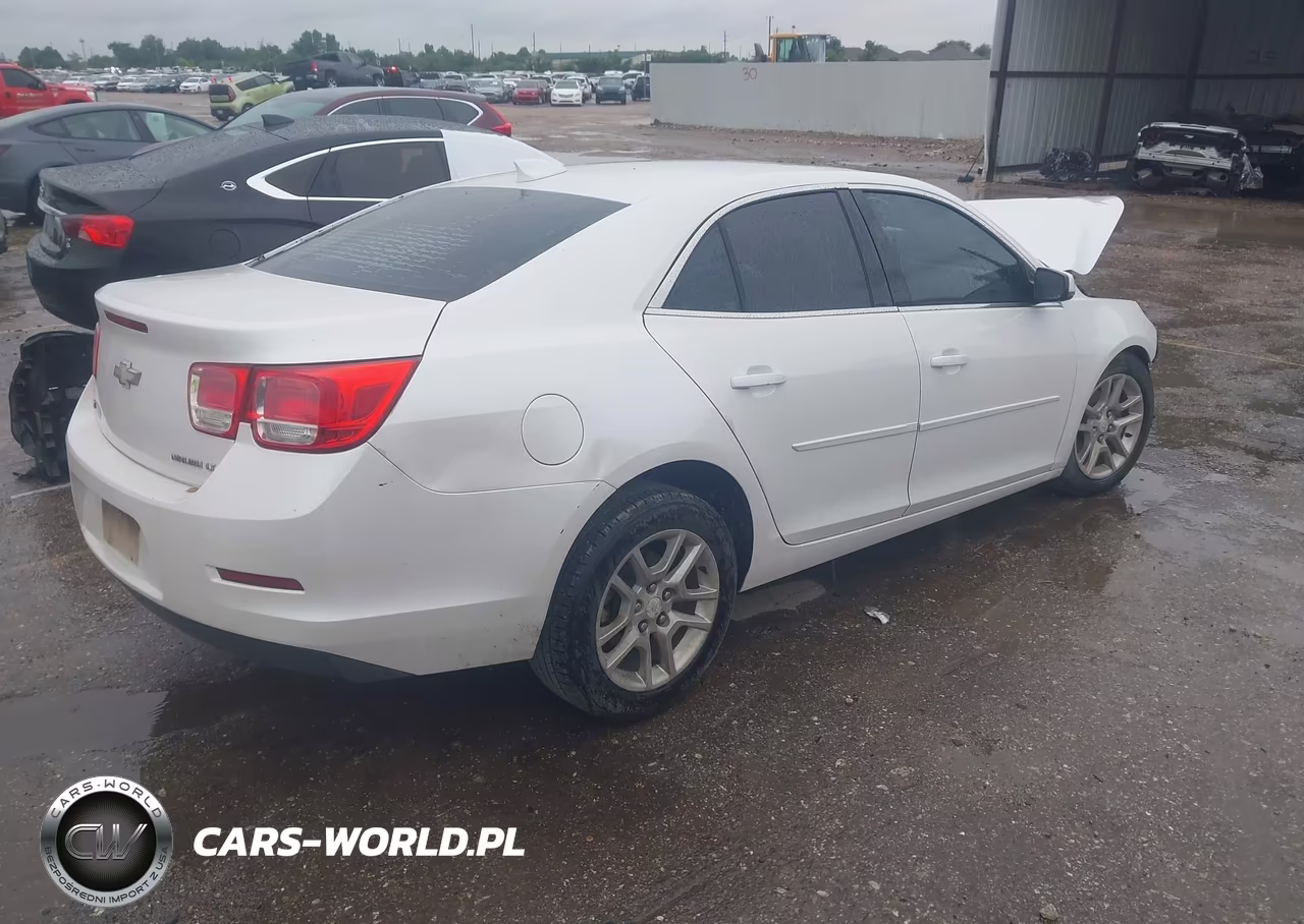 2015 Chevrolet Malibu 1Lt VIN:1G11C5SL8FF273413 - 4