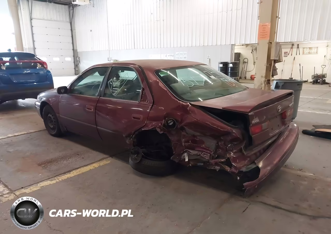 1997 Toyota Camry Le VIN:JT2BG22K6V0004391 - 3