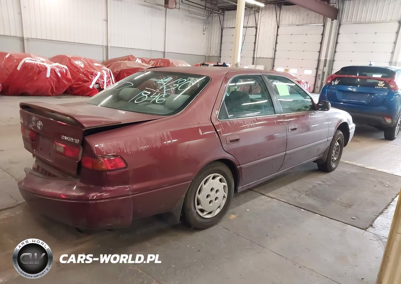 1997 Toyota Camry Le VIN:JT2BG22K6V0004391 - 4