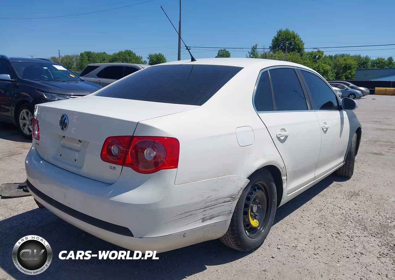 2007 Volkswagen Jetta Wolfsburg Edition VIN:3VWEG71K27M144776 - 4