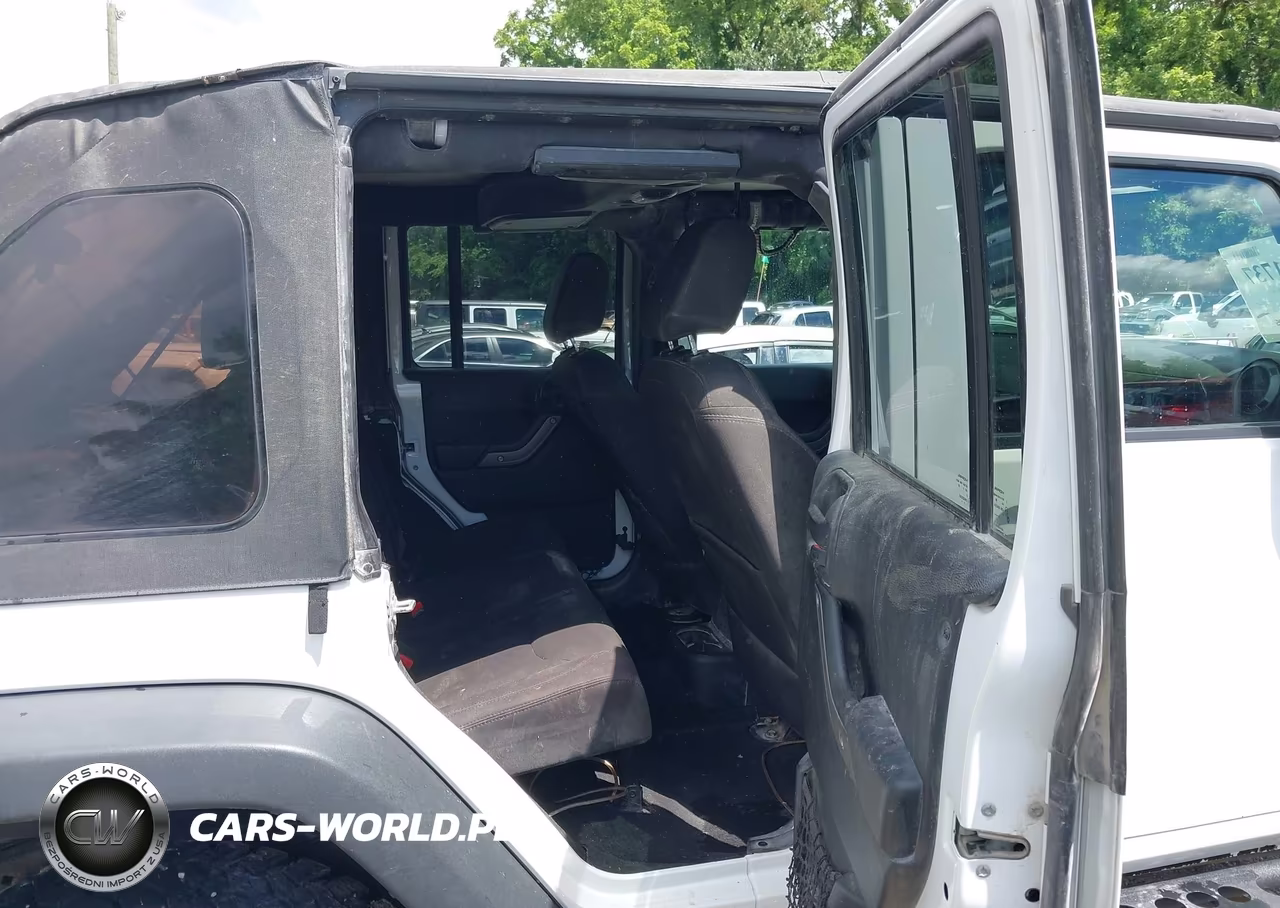 2015 Jeep Wrangler Unlimited Sport VIN:1C4BJWDG4FL509922 - 8