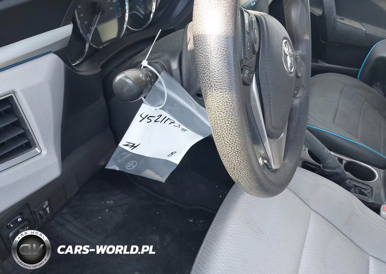 2014 Toyota Corolla Le Plus VIN:5YFBURHE0EP016763 - 17
