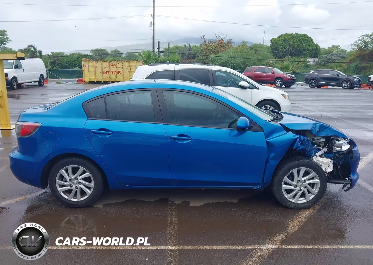 2012 Mazda Mazda3 I Touring VIN:JM1BL1V8XC1608787 - 13