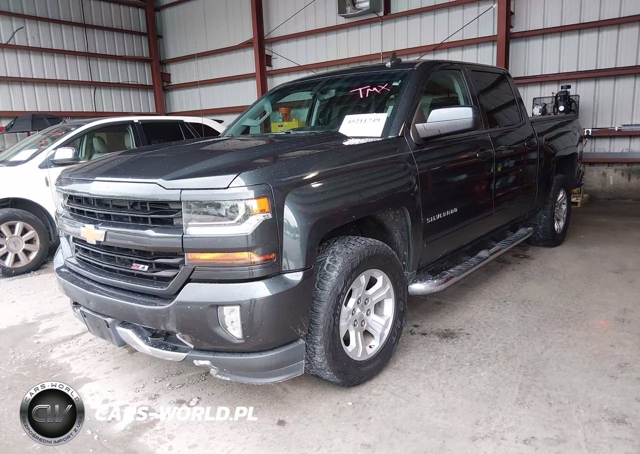 2018 Chevrolet Silverado 1500 2Lt VIN:3GCUKREC6JG212076 - 2