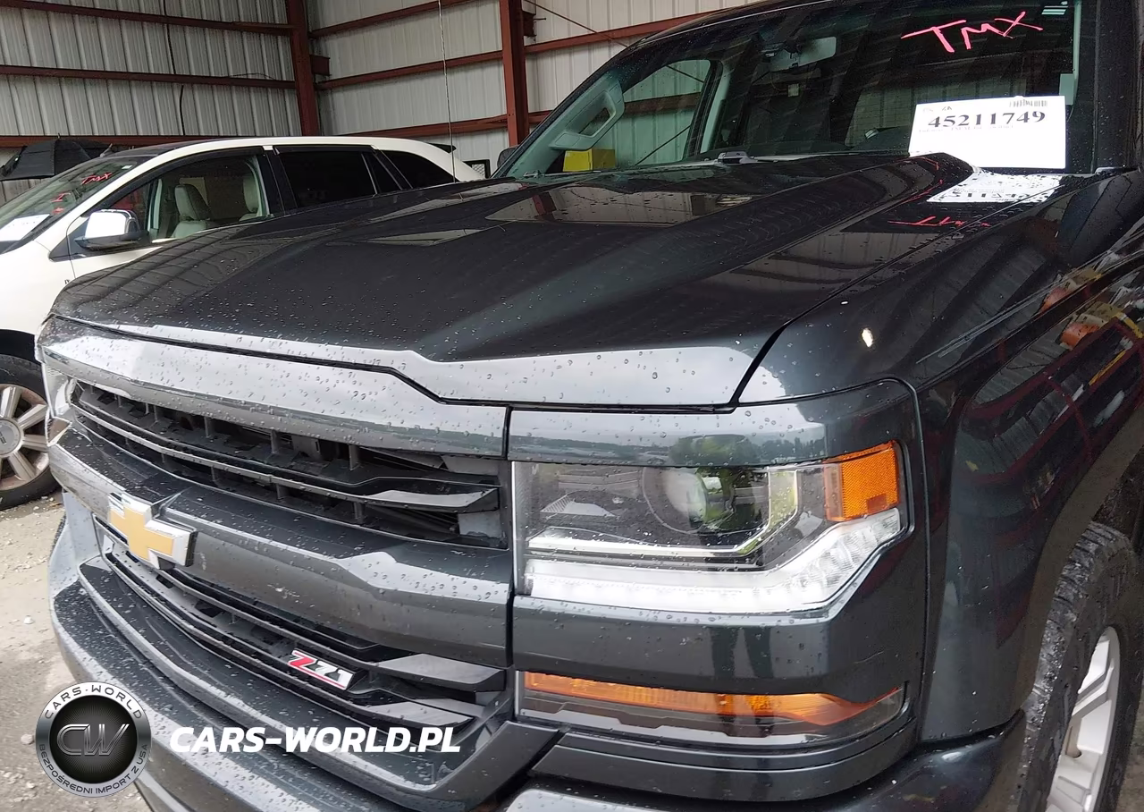 2018 Chevrolet Silverado 1500 2Lt VIN:3GCUKREC6JG212076 - 6