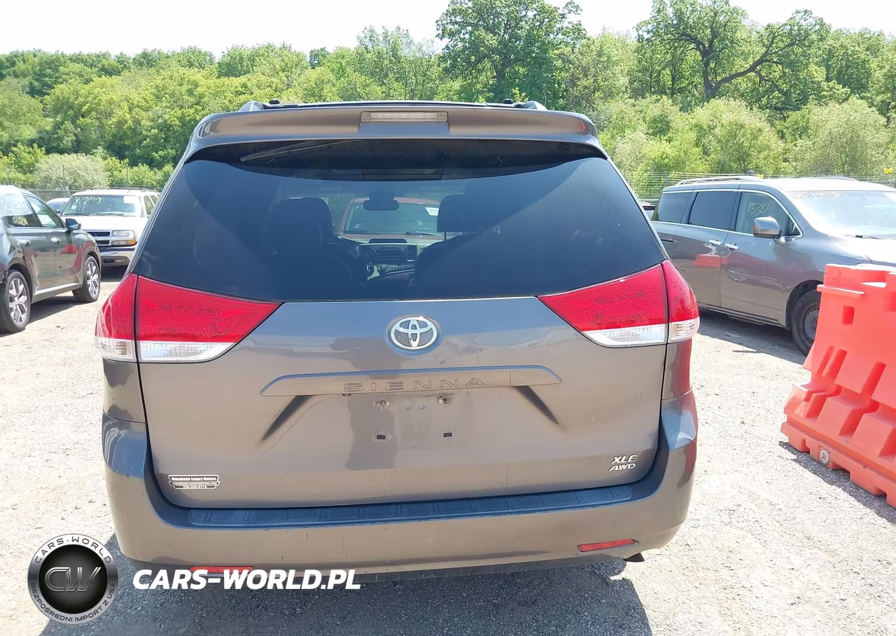 2011 Toyota Sienna Xle VIN:5TDDK3DC4BS017773 - 16