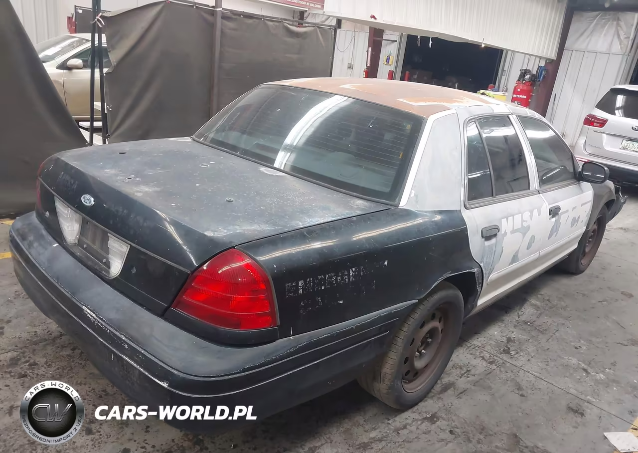 2007 Ford Crown Victoria Police-Police Interceptor VIN:2FAFP71W07X125082 - 4