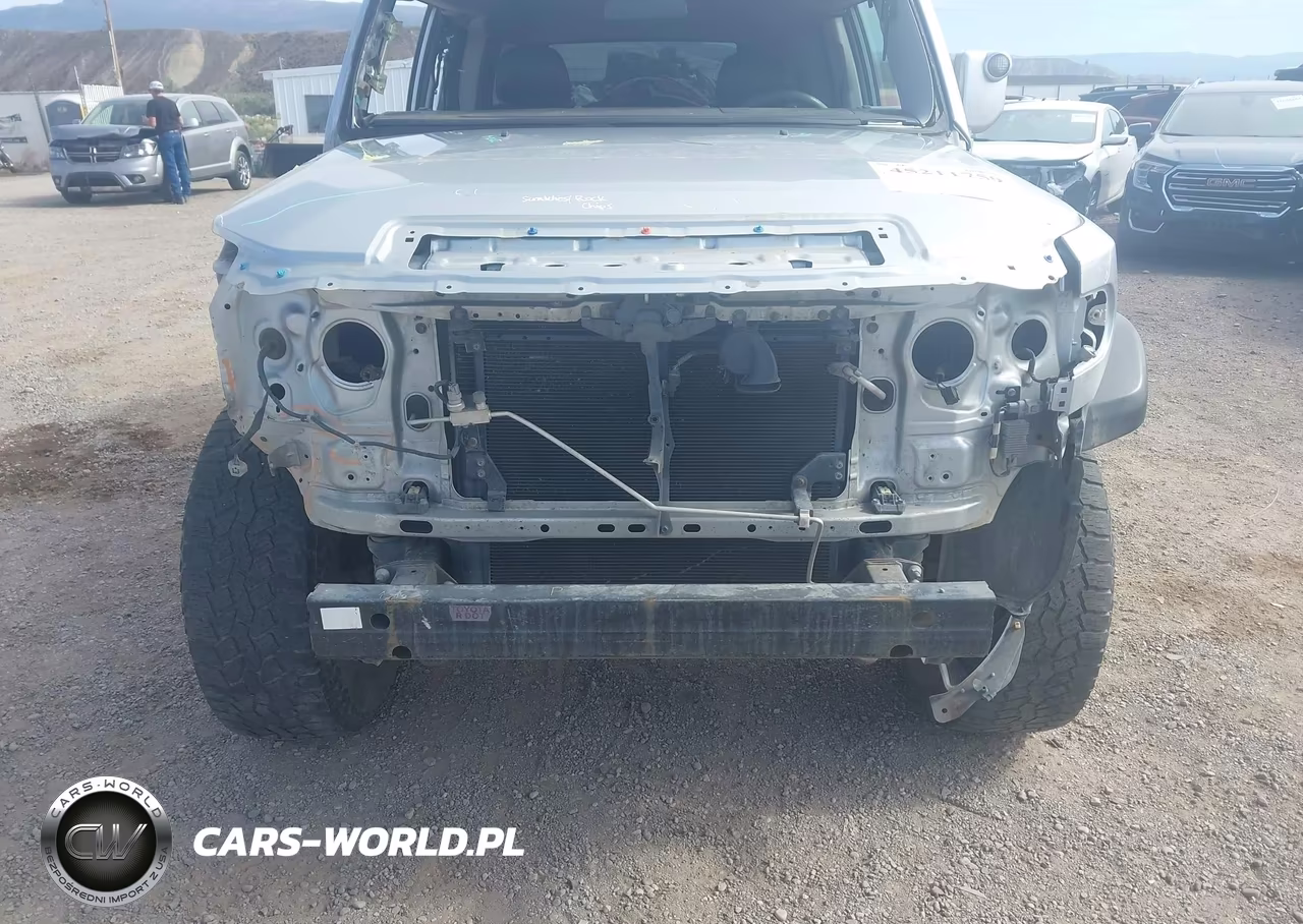 2007 Toyota Fj Cruiser VIN:JTEBU11F270096130 - 13