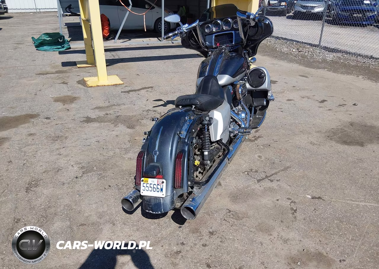 2019 Harley-Davidson Flhxse VIN:1HD1PXL1XKB953365 - 4