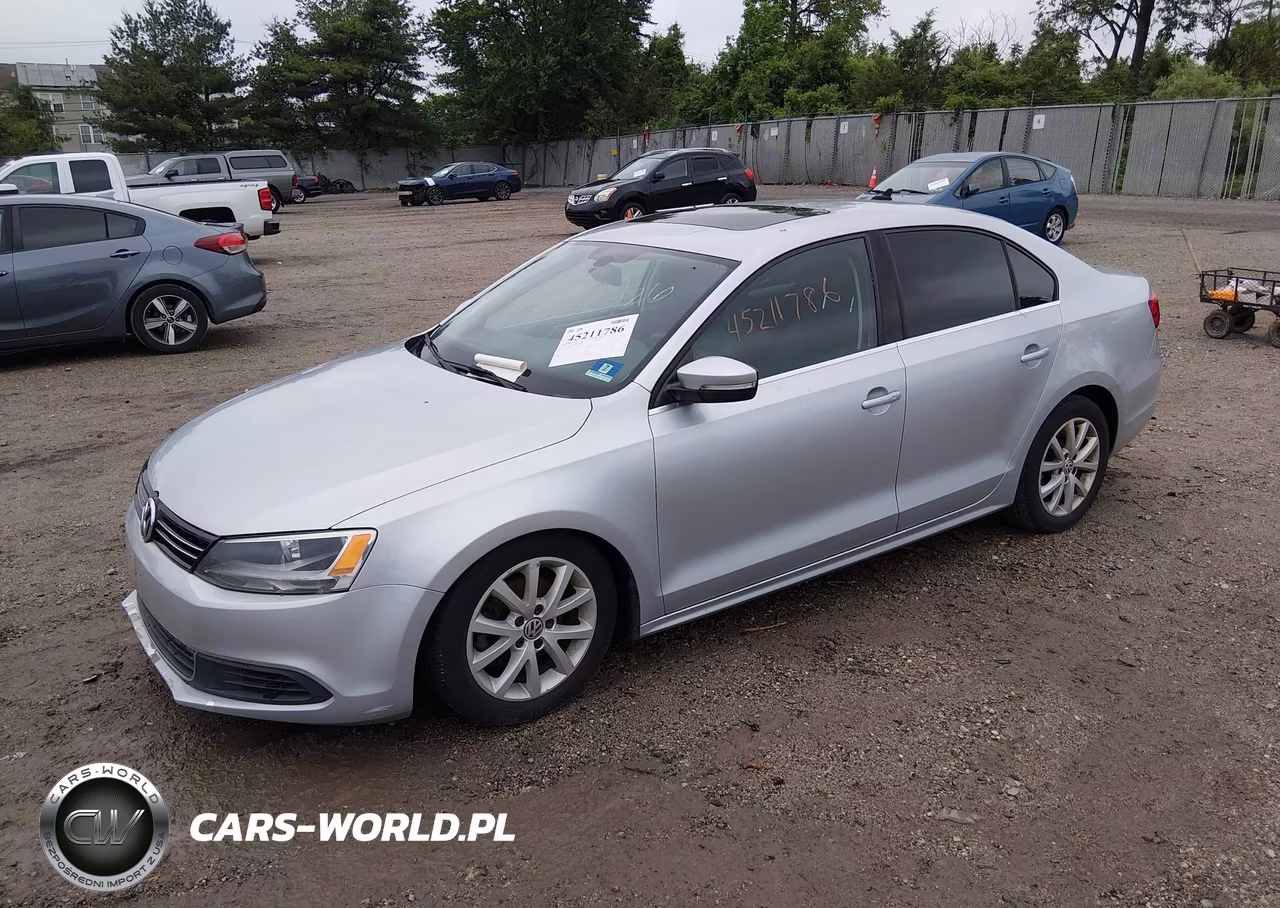 VOLKSWAGEN JETTA VIN:3VWD17AJXEM213229 - 2