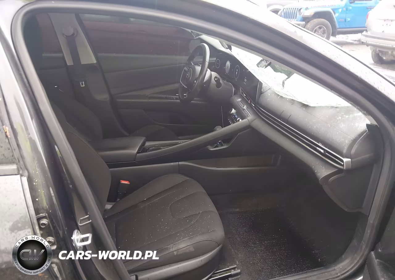 2023 Hyundai Elantra Sel VIN:5NPLS4AG8PH103299 - 5