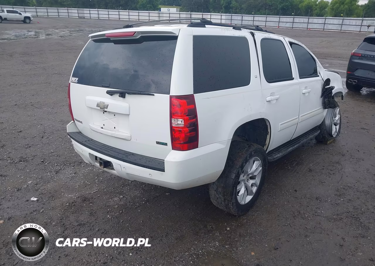 2010 Chevrolet Tahoe Lt VIN:1GNUKBE09AR211637 - 14