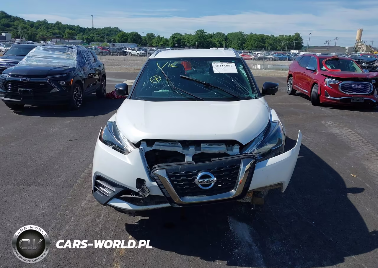 2019 Nissan Kicks Sr VIN:3N1CP5CU3KL532615 - 12