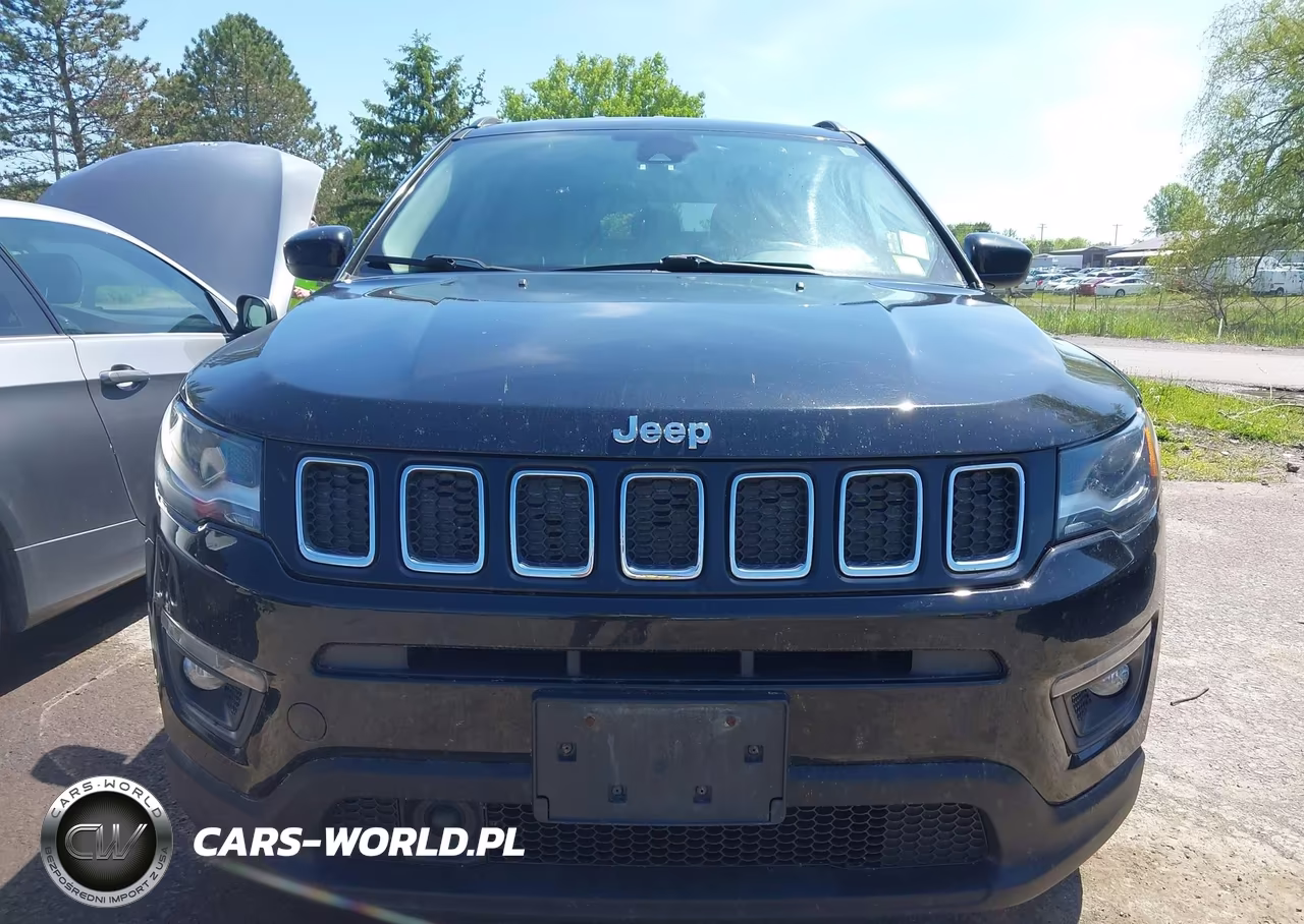 2018 Jeep Compass Latitude 4X4 VIN:3C4NJDBB1JT393648 - 12